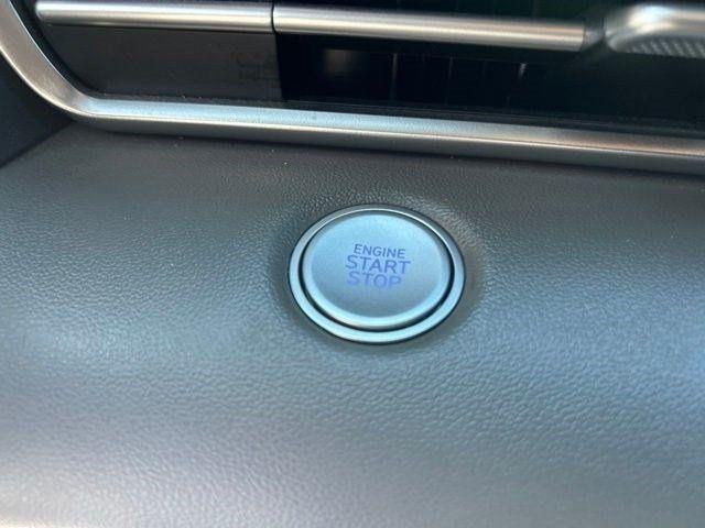Hyundai Elantra  2023