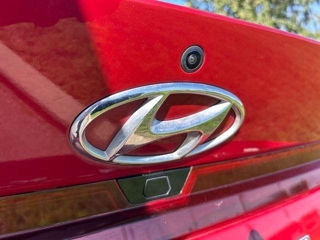 Hyundai Elantra  2023