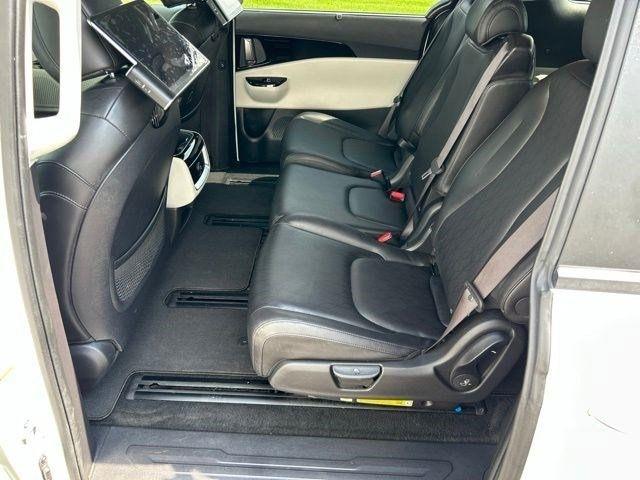 Kia Carnival  2024