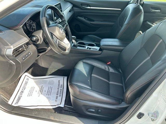 Nissan Altima  2025