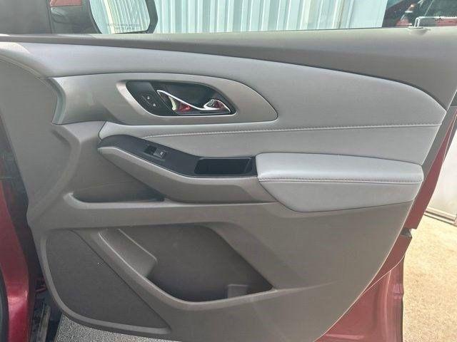 Chevrolet Traverse  2021