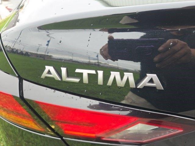 Nissan Altima  2025