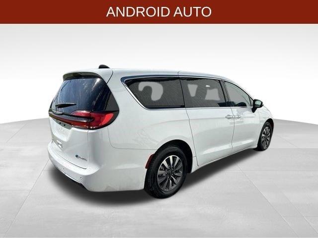 Chrysler Pacifica Hybrid Touring L 2023