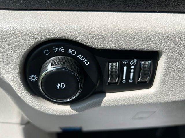 Chrysler Pacifica Hybrid Touring L 2023
