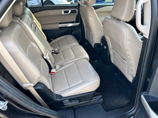 Ford Explorer XLT 2023
