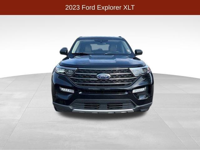 Ford Explorer XLT 2023