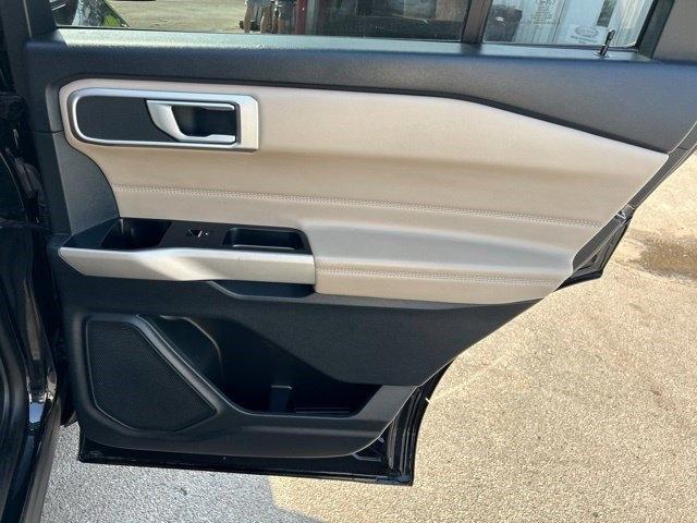 Ford Explorer XLT 2023