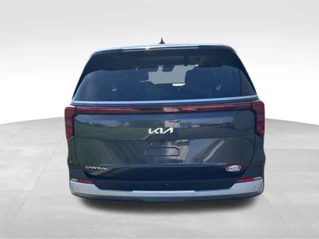 Kia Carnival  2025