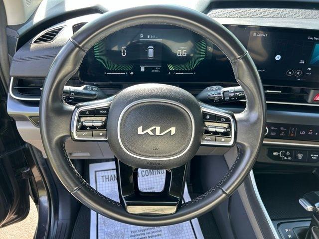 Kia Carnival  2025