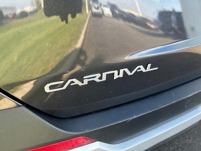 Kia Carnival  2025