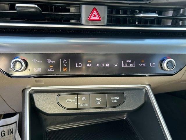 Kia Carnival  2025