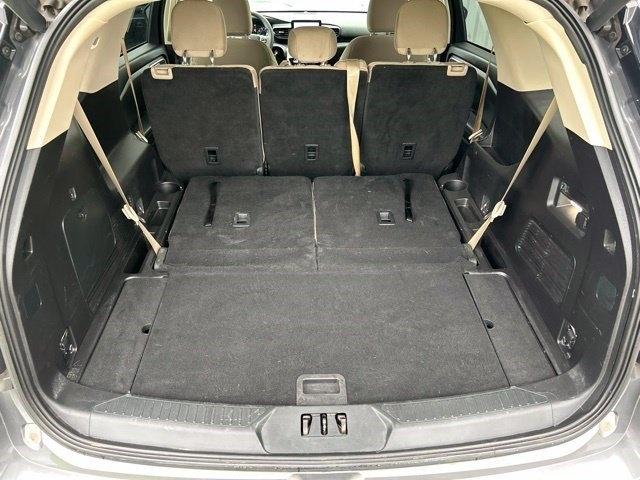 Ford Explorer Base 2021