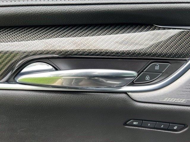 Cadillac XT6  2021
