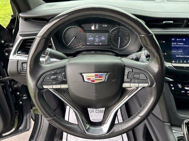 Cadillac XT6  2021