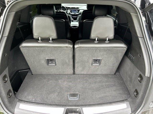Cadillac XT6  2021