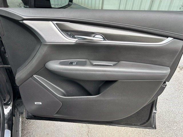 Cadillac XT6  2021