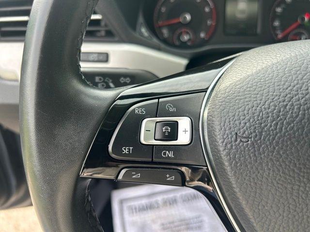 Volkswagen Passat  2022