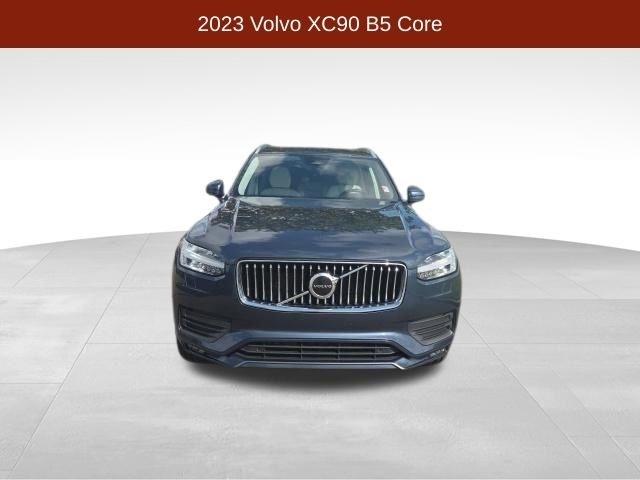 Volvo XC90  2023