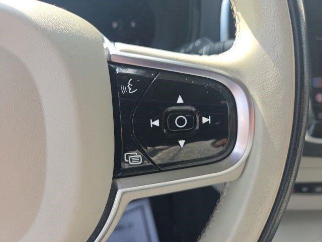 Volvo XC90  2023