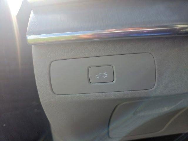 Volvo XC90  2023