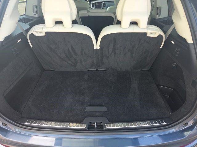 Volvo XC90  2023