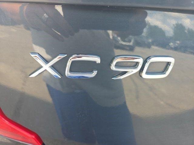 Volvo XC90  2023