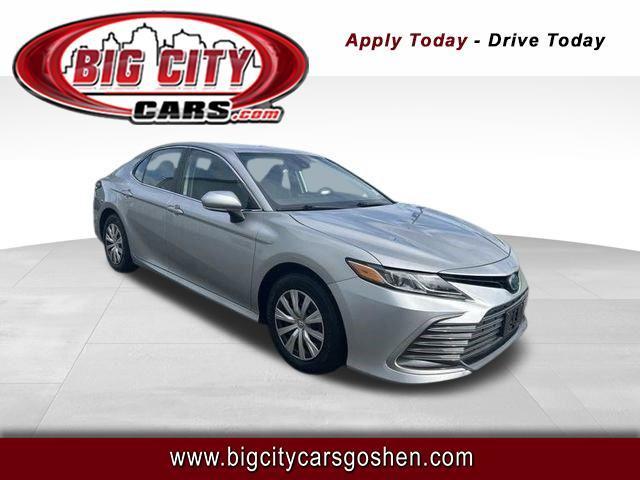 Toyota Camry Hybrid LE 2023