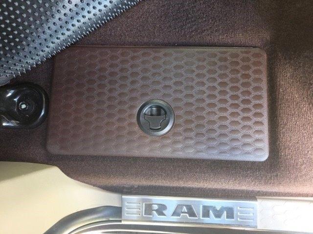 RAM 1500 Longhorn Crew Cab LWB 4WD 2017