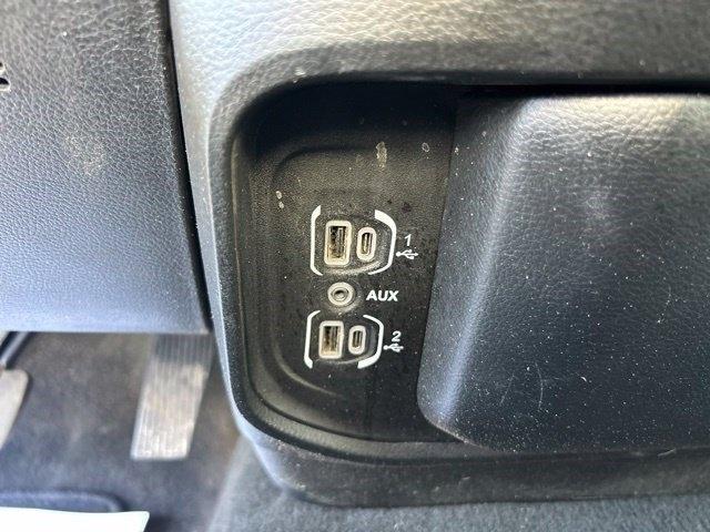 RAM 1500 Big Horn Crew Cab SWB 4WD 2023