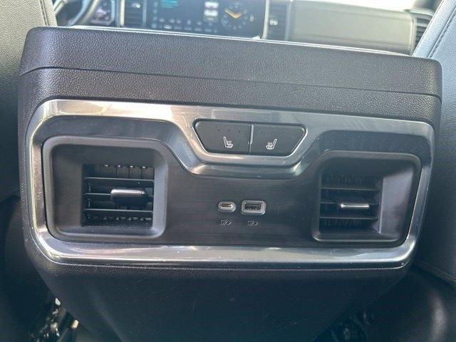 Chevrolet Silverado 1500 LTZ Crew Cab 4WD 2024
