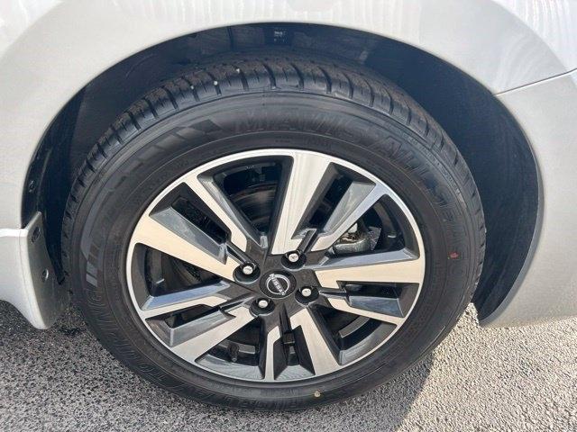Nissan Versa S CVT 2025