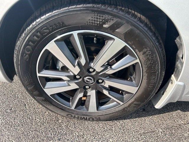 Nissan Versa S CVT 2025