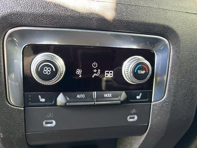 GMC Yukon SLT 4WD 2023
