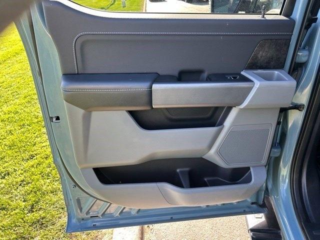 Ford F-150 Lariat SuperCrew 5.5-ft. Bed 4WD 2023