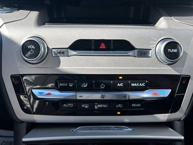 Ford Explorer XLT AWD 2023