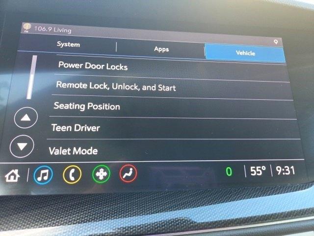 Buick Envision Essense 2021