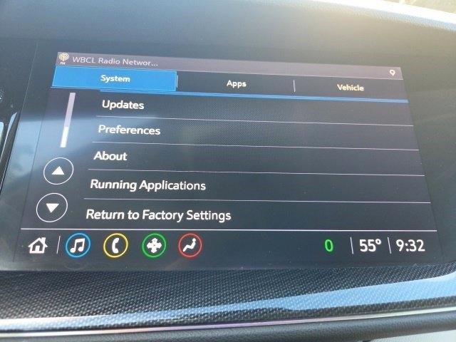Buick Envision Essense 2021