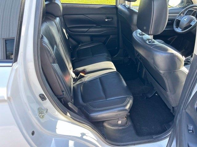 Mitsubishi Outlander SE S-AWC 2020