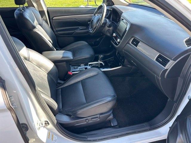 Mitsubishi Outlander SE S-AWC 2020