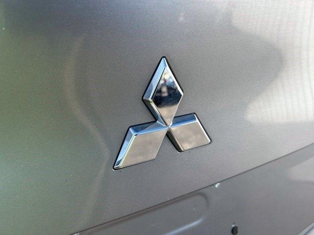 Mitsubishi Outlander SE 2WD 2023
