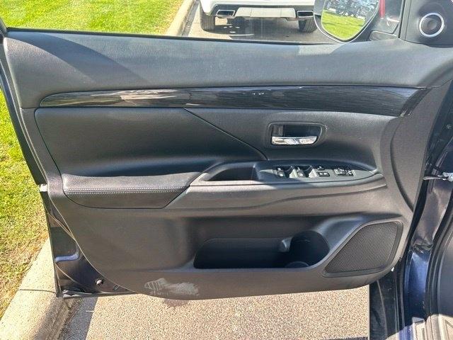 Mitsubishi Outlander SEL AWD 2018