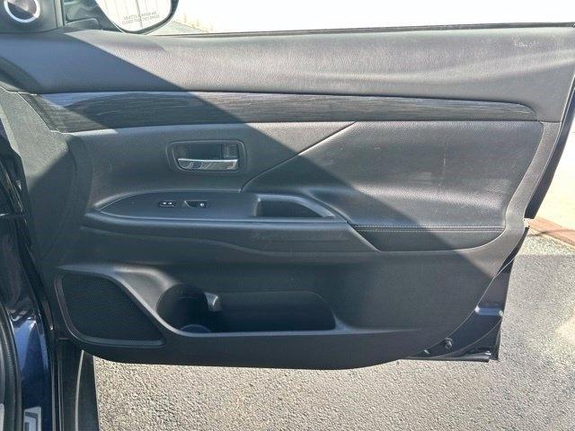 Mitsubishi Outlander SEL AWD 2018