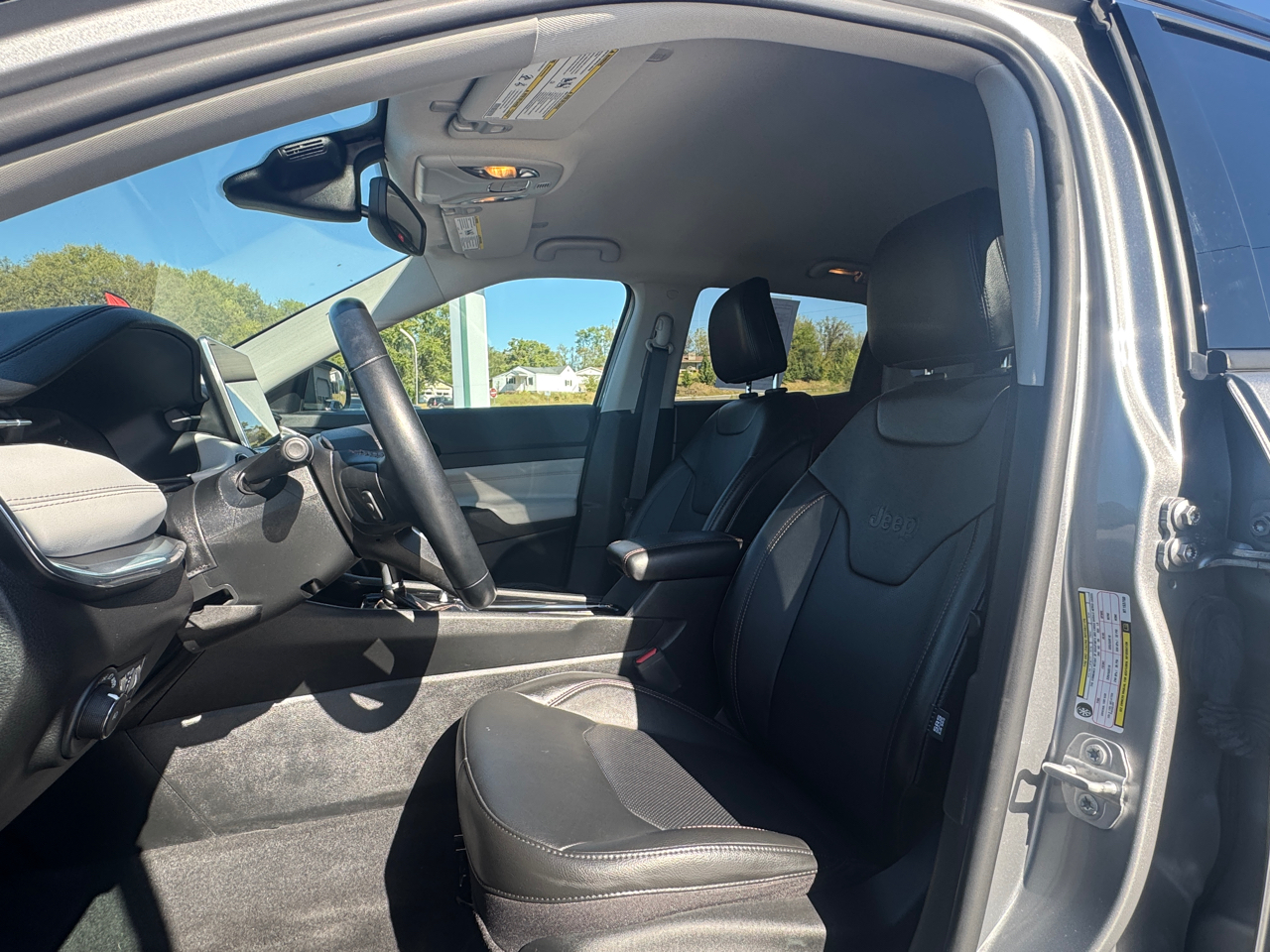2022 Jeep Compass Limited photo 4