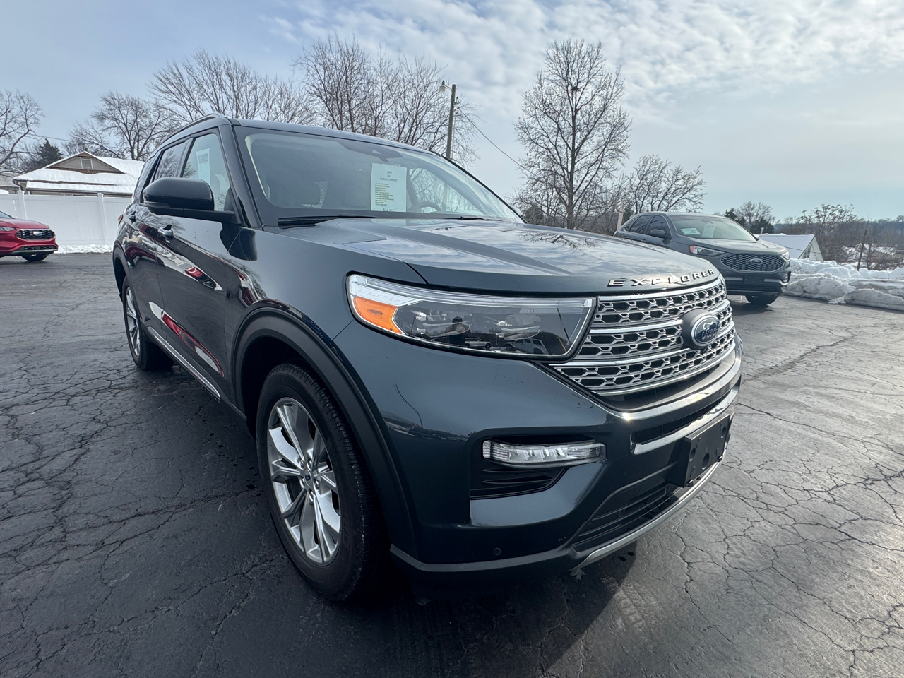 2023 Ford Explorer Limited photo 3