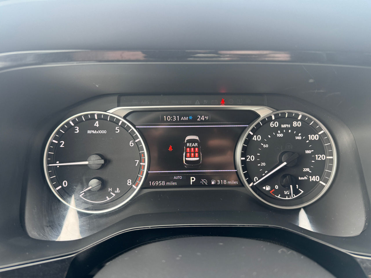 Nissan Pathfinder SV 4WD 2025