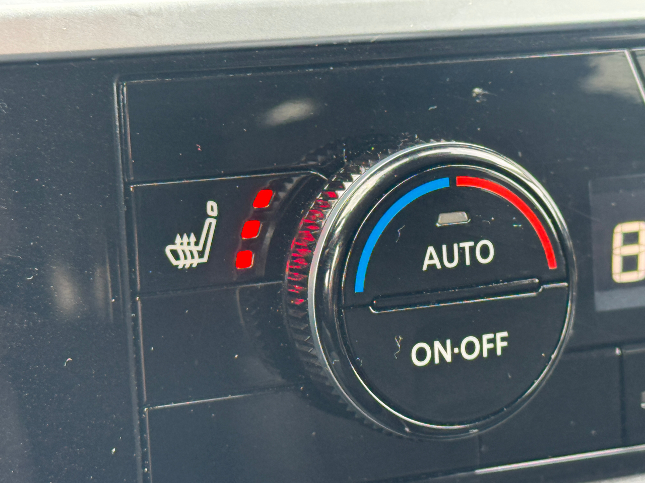 Nissan Pathfinder SV 4WD 2025