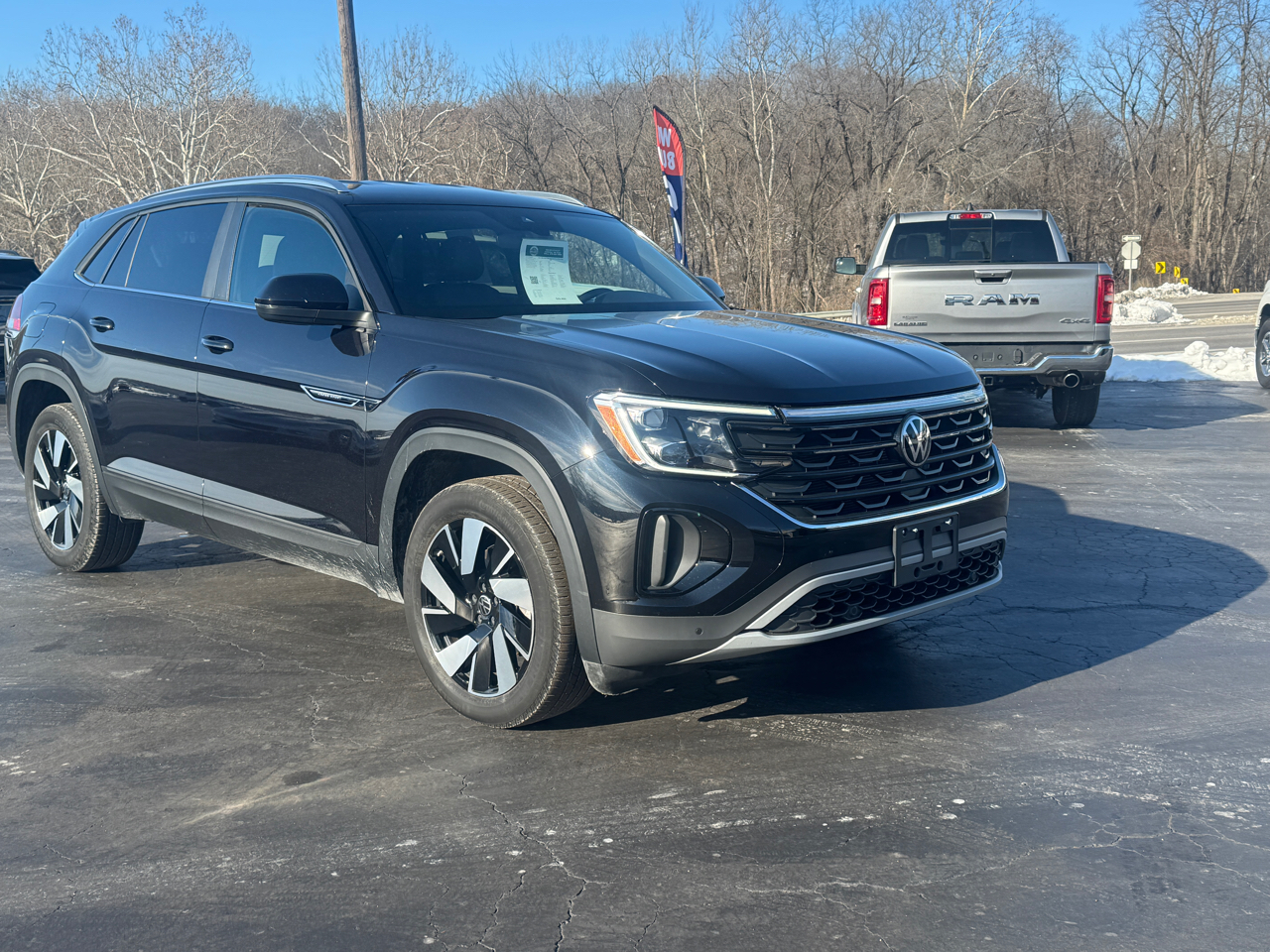 Volkswagen Atlas Cross Sport SE w/Technology AWD 2025