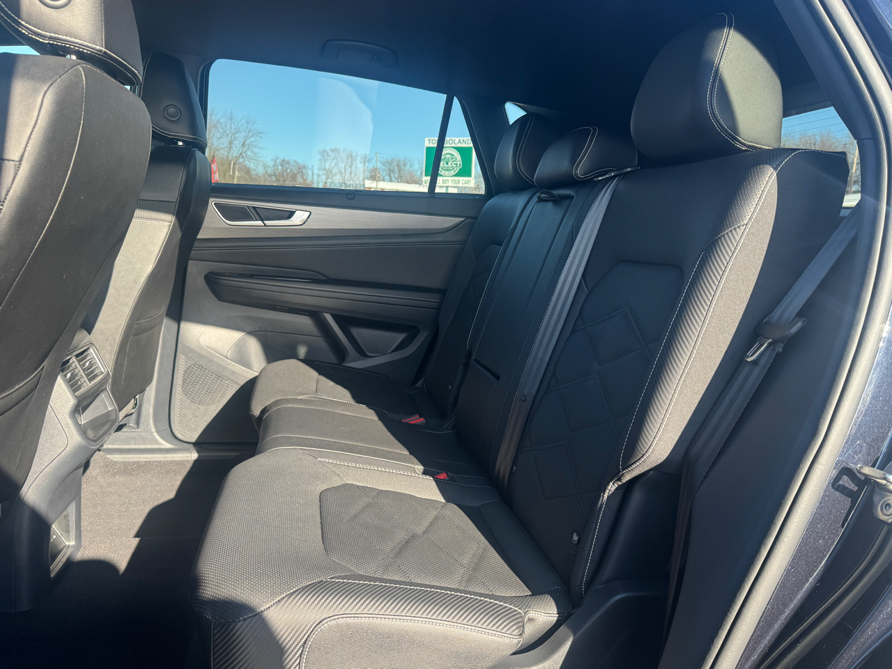 Volkswagen Atlas Cross Sport SE w/Technology AWD 2025