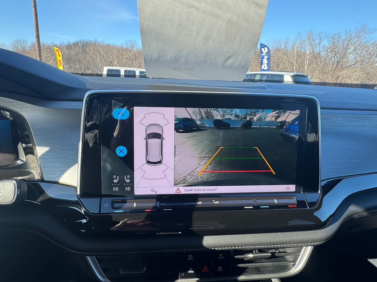 Volkswagen Atlas Cross Sport SE w/Technology AWD 2025