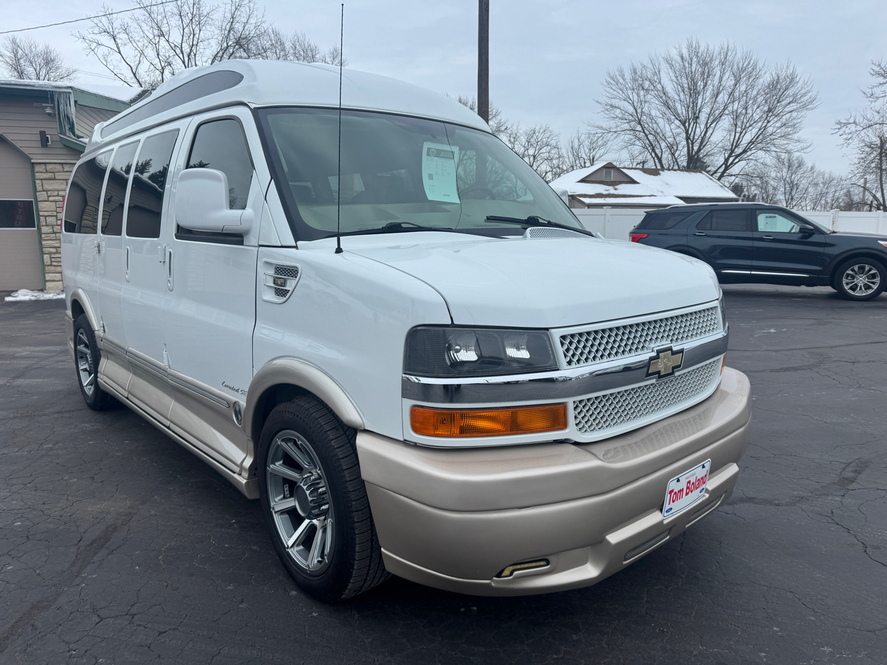 Chevrolet Express Passenger  2015